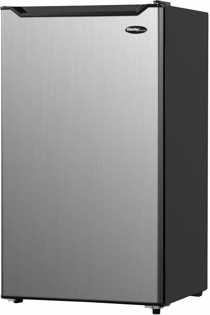 Danby Diplomat DCR044B1BM